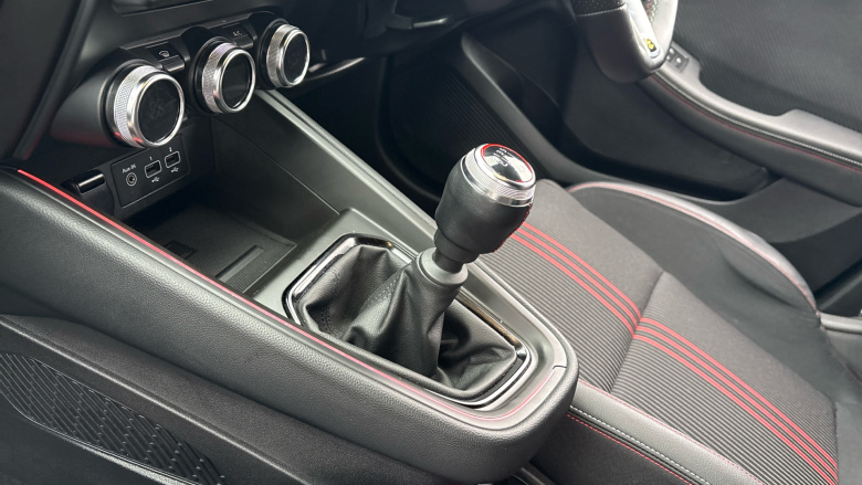 Renault Clio 1.0 TCe 90 RS Line 5dr Petrol Hatchback